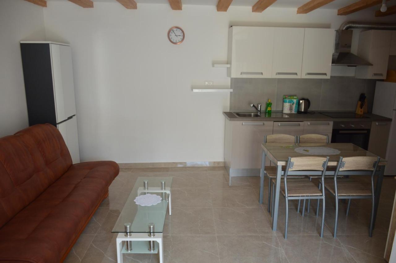 Studio Apartman Kata Првич Шепурине Экстерьер фото
